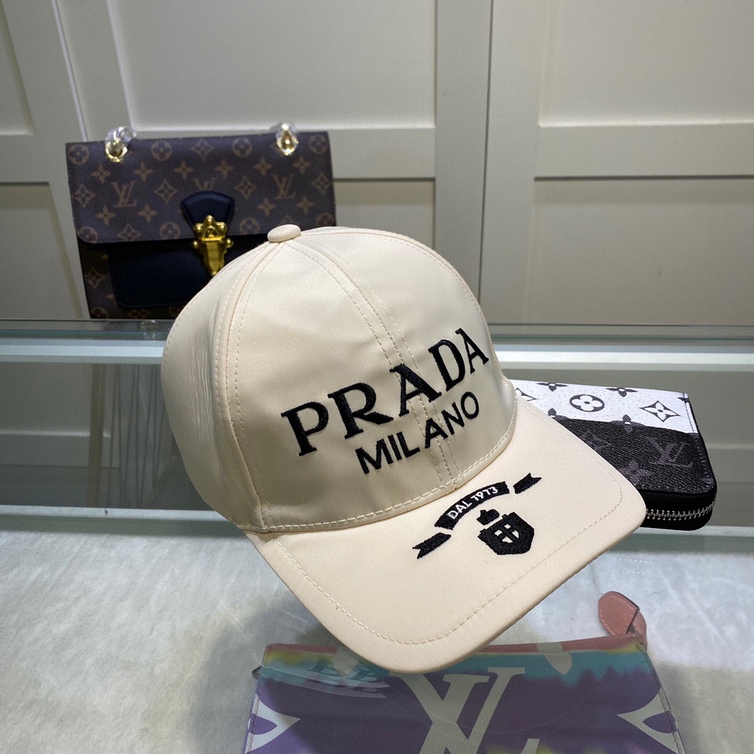 olcson Prada Baseball Cap elado Uzlet utanzat budapest replika Celine ov Yves Saint Laurent magyarorszag Prada webaruhaz Alexander McQueen napszemuveg